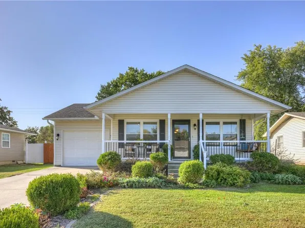 304 E 24th St, Pittsburg, KS 66762