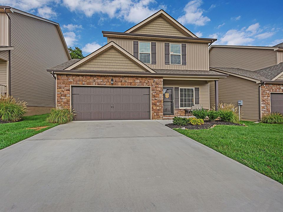 1st image of 1600 Silver Spur Ln