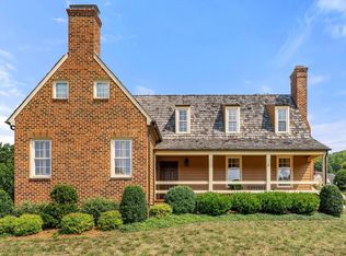 105 Smithleigh Cres, Staunton, VA 24401