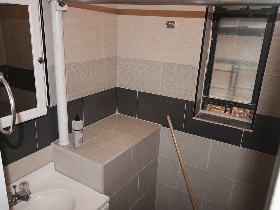 1st image of 141 Somers St