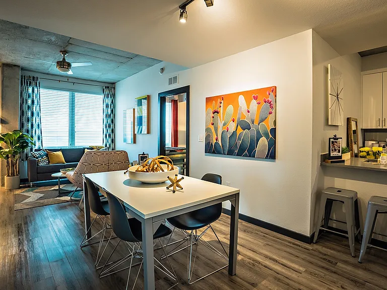 Dining Area Kitchen 2Signature 1909 - Luxury Off-Campus Apartments Near University of Texas Austin UT - 1909 Rio Grande Street