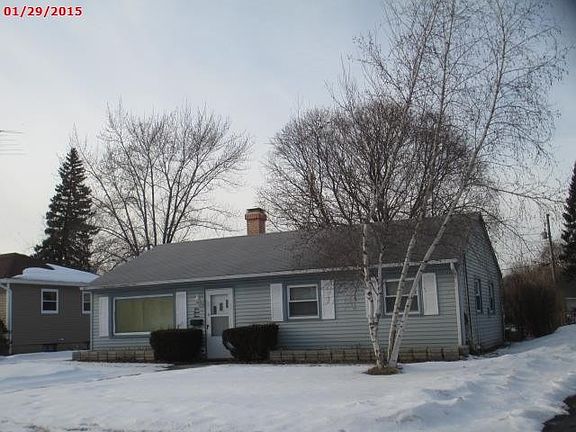 3rd image of 133 E Beech Ave