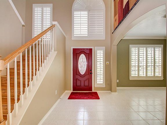3rd image of 1942 Magnolia Crest Ln