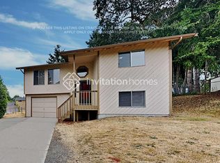 15425 14th Avenue Ct E, Tacoma, WA 98445