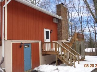 109 Suter Dr, Bushkill, PA 18324