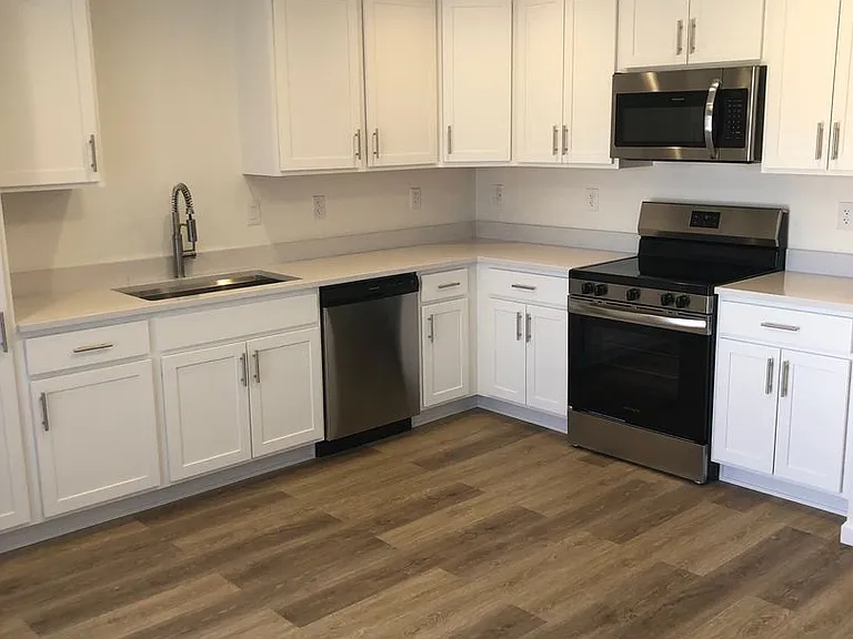 2389 S Clovis Pl — Photo 20
