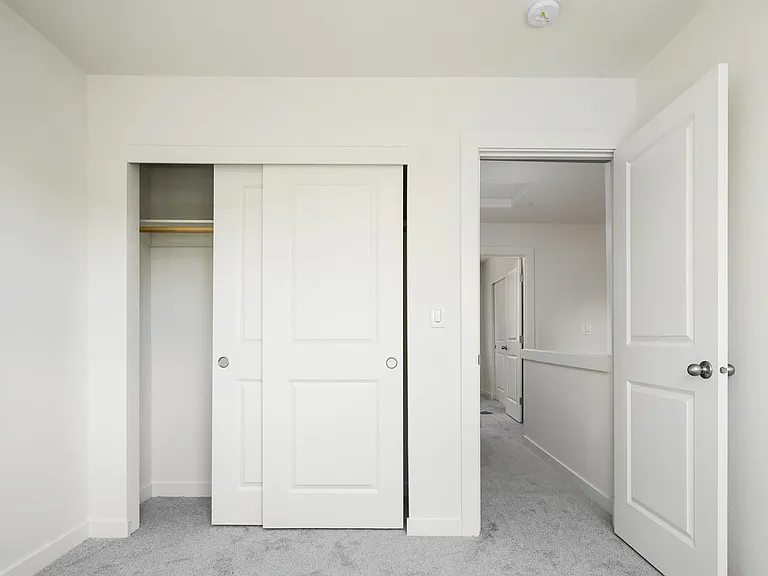 New 3 Bedroom, 2.5 Bath Townhouse in Sheridan- Pet Friendly! — Photo 21