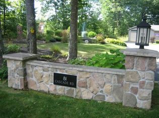 81 Cascade Rd, Old Orchard Beach, ME 04064