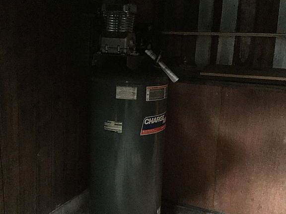 Large air compressor 
