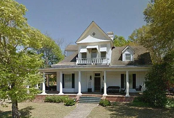 Property main image