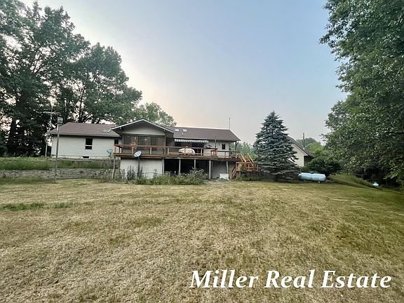 2nd image of 555 Misty Ln