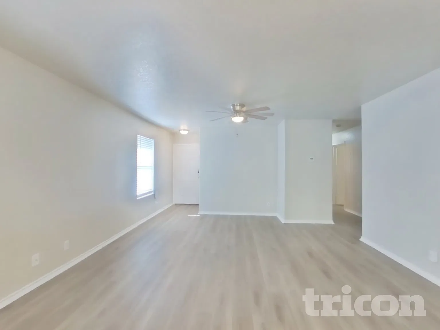 4422 Waldon Pond San Antonio TX — Photo 2