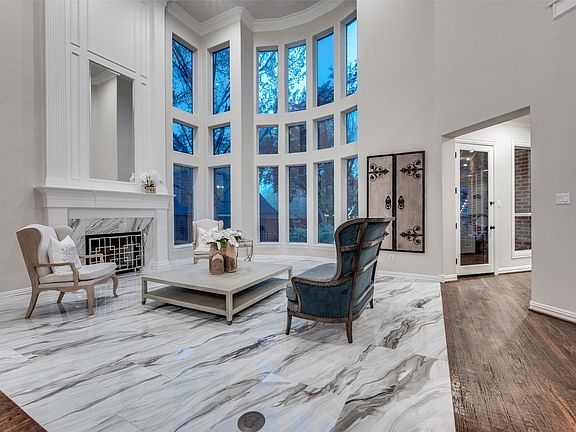 4th image of 805 Huntington Ct