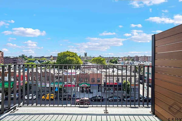 Rented by ERNY LLC | media 26