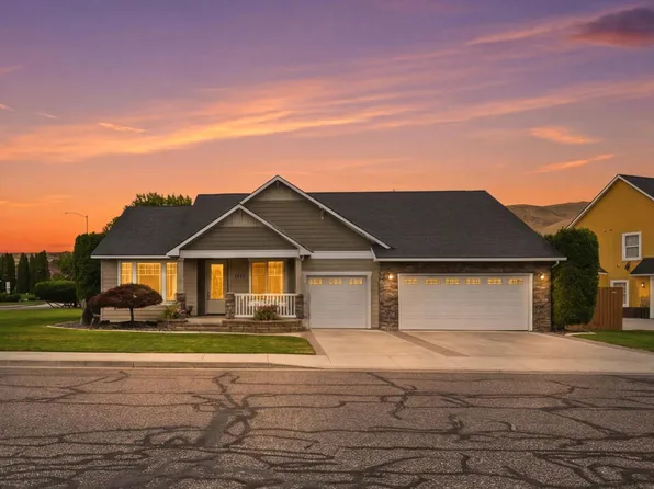 1355 Jonagold Dr, Richland, WA 99352