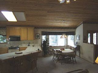 5th image of 1943 Stanislaus Dr