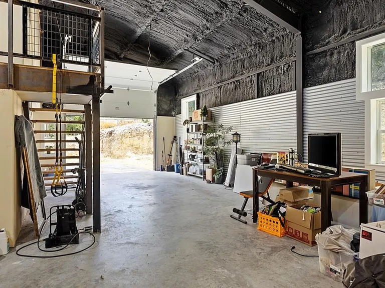 144 Roland Trl — Photo 19