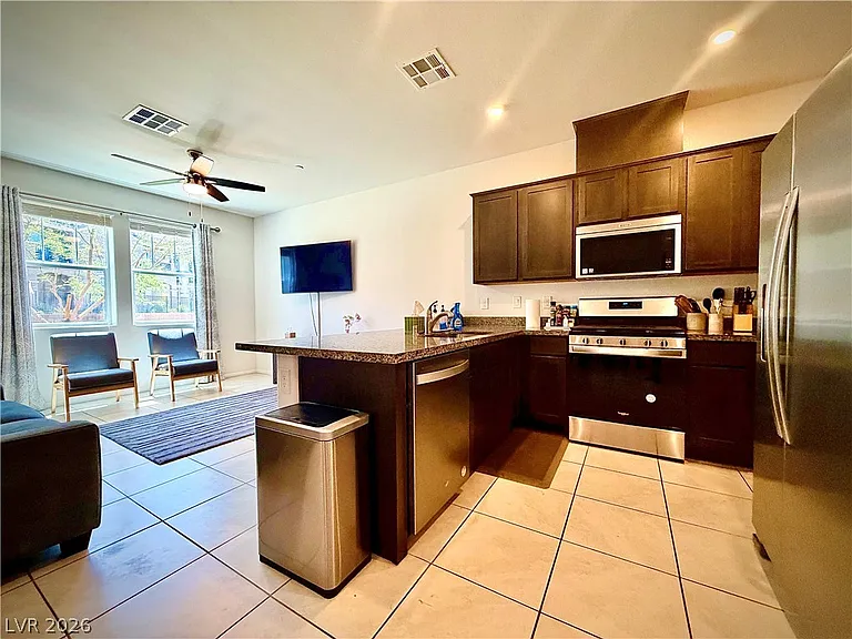 523 Cattleya Pl — Photo 6