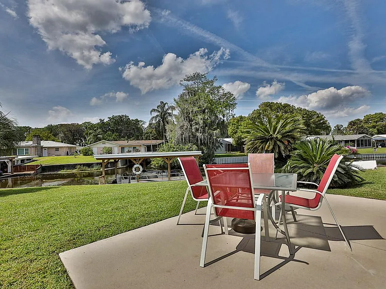 1631 Canal Ct — Photo 15