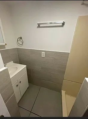 Rented by NY Space Finders Inc. | media 6