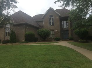 8 Dunbridge Ct, Glen Carbon, IL