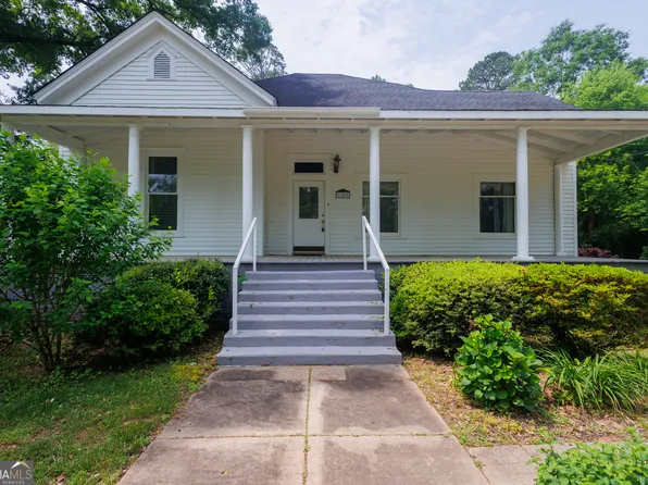 1309 5th Ave, West Point, GA 31833