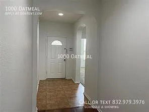 1000 Oatmeal Dr — Photo 2