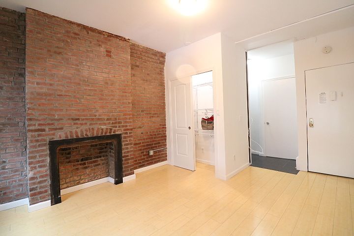 2nd image of 441 W 49th St APT 3B