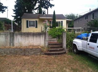 12716 12th Ave NE, Seattle, WA 98125
