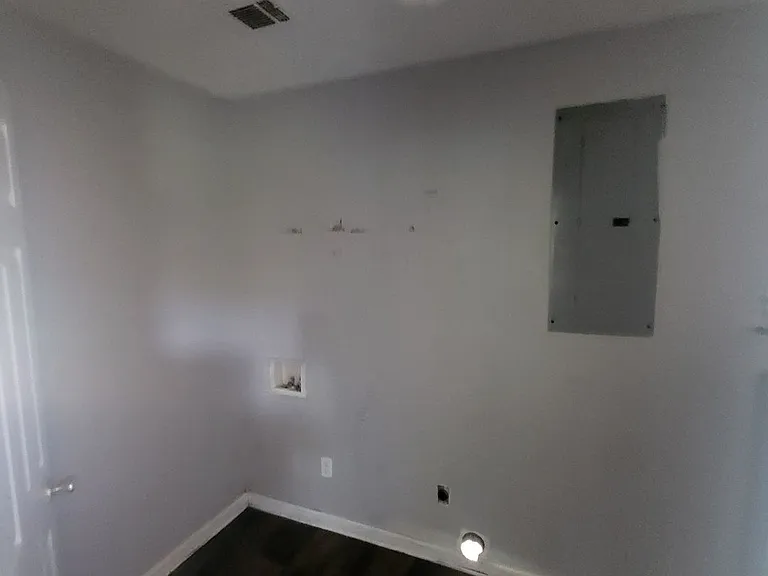 710 Macey St — Photo 14