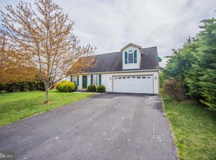 102 Killdeer Rd, Stephens City, VA 22655