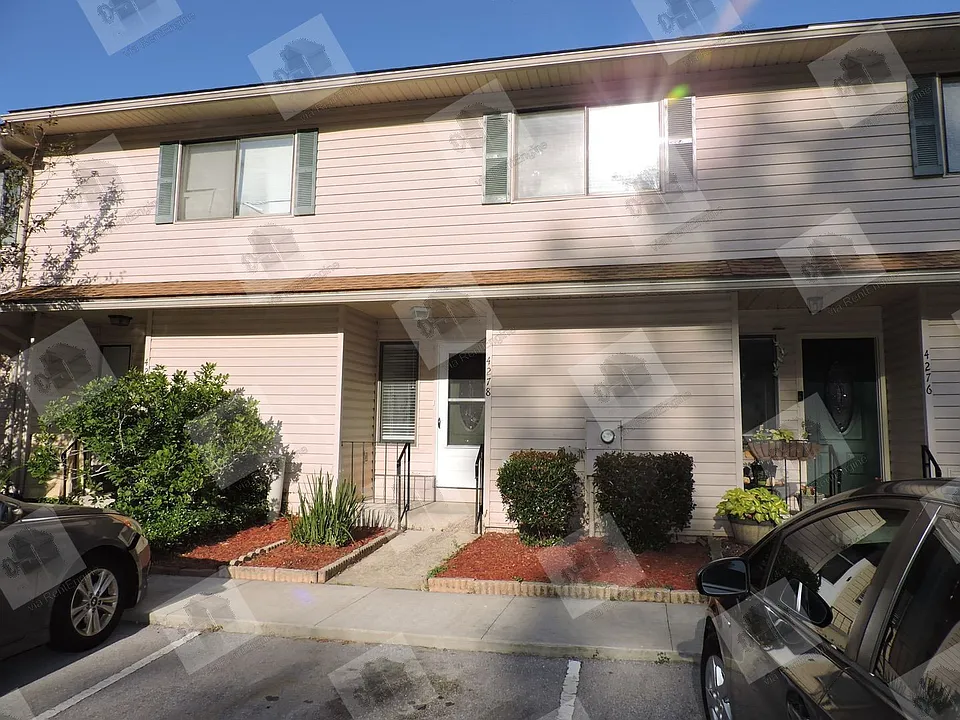 4278 Brookside Dr