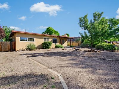 1913 Kiva Rd, Santa Fe, NM, 87505