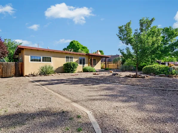 1913 Kiva Rd, Santa Fe, NM 87505