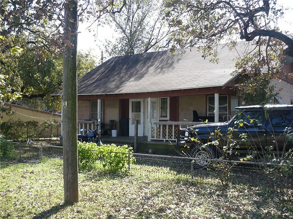 1st image of 411 W Franklin St