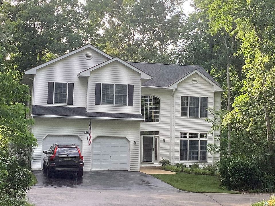 1st image of 23138 Winterberry Ln