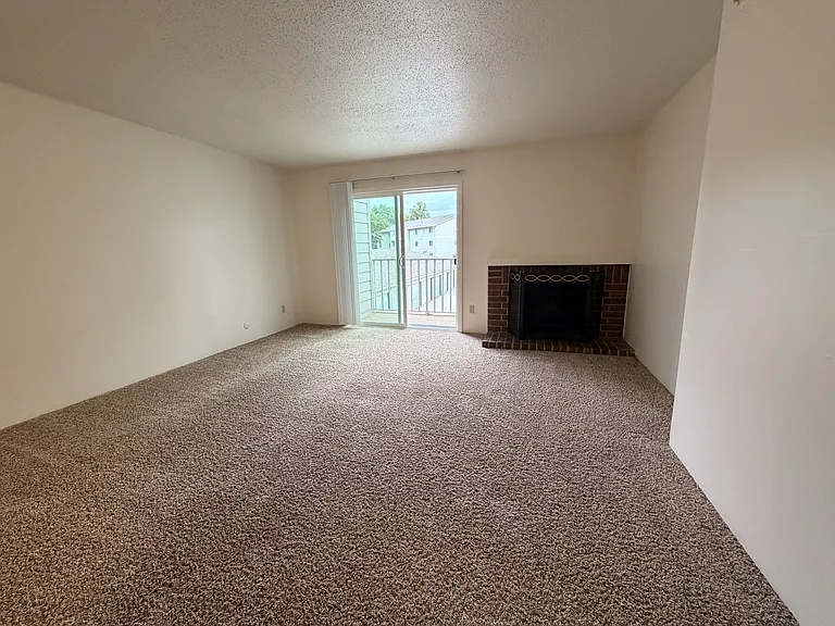 Winding Hills Apartments — Photo 123