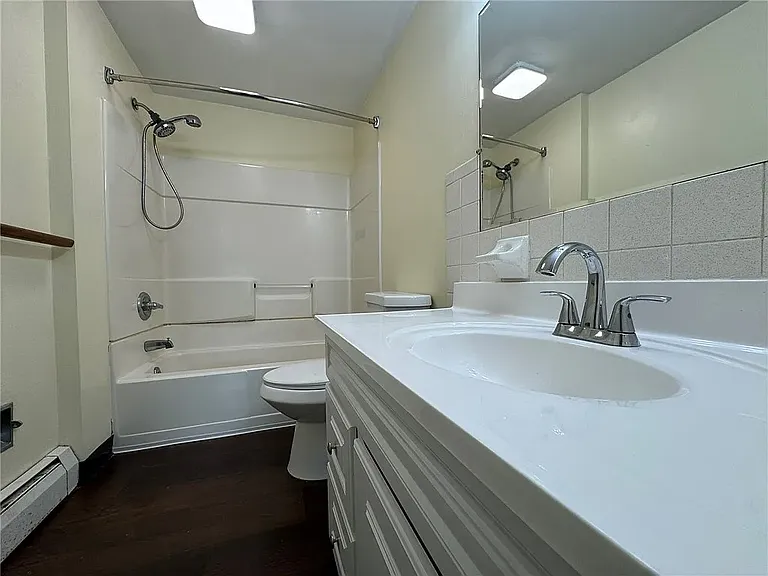 23 1/2 Cedar St — Photo 5