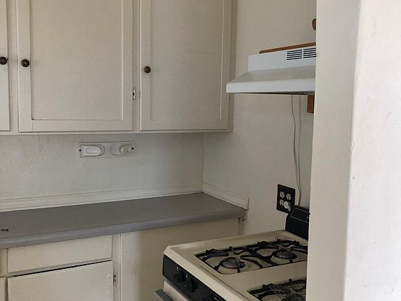 kitchen gas stove