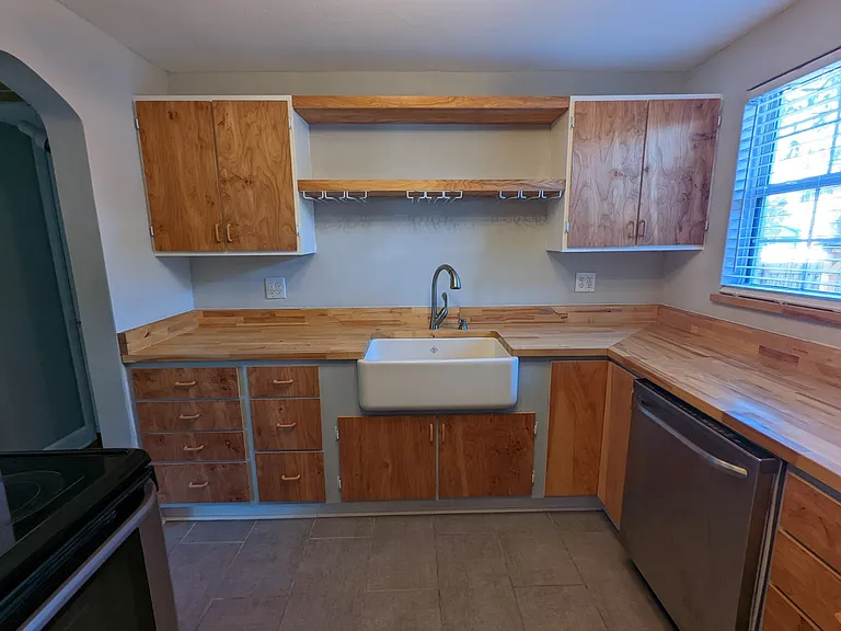 4925 2nd Avenue South - A (House) — Photo 11