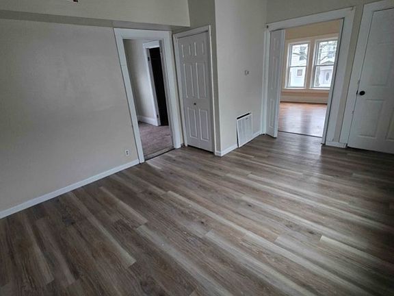 3rd image of 344 W 22nd St Floor 2