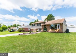 1006 Twist Rd, Philadelphia, PA 19115