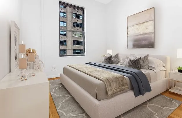 542 E 82nd St #7 — Photo 3