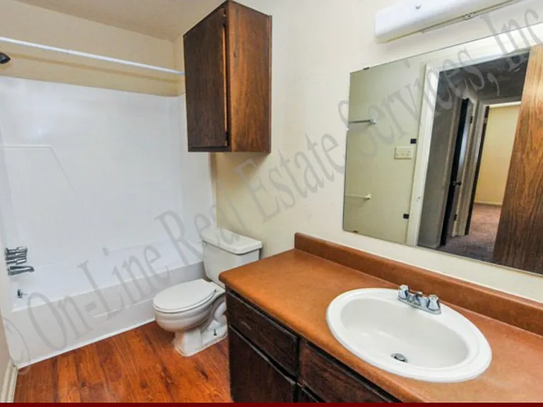 2805 Longmire Dr #D — Photo 8