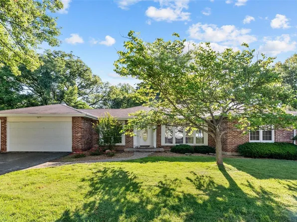 47 Forestvale Dr, Chesterfield, MO 63017