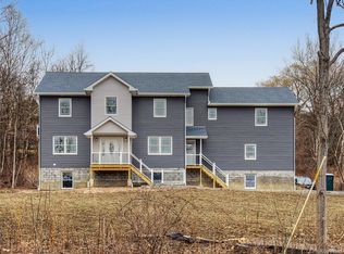 686 Depot Hill Road, Poughquag, NY 12570