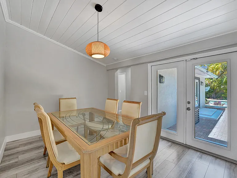 615 NE 13th Ave — Photo 29