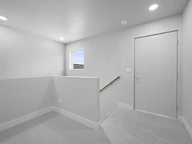 392 W Ridges Blvd #B — Photo 39