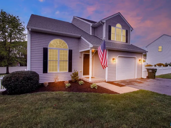 15 Primrose Ct, Waynesboro, VA 22980