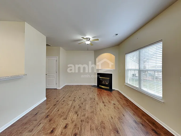 11109 Aprilia Ln — Photo 7